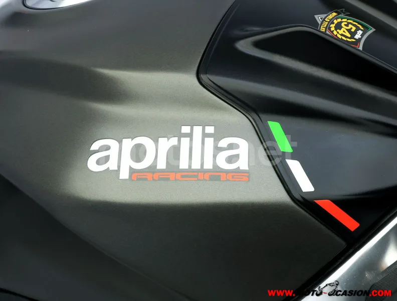 Aprilia RSV4 – Vista 9