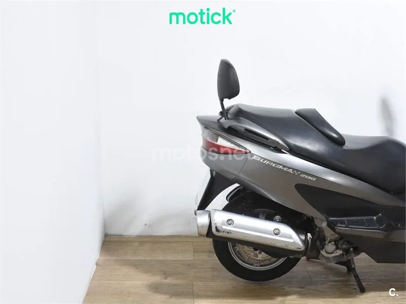 Suzuki Burgman 200 – Vista 3