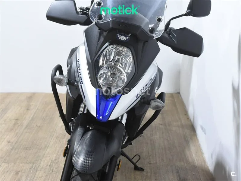 Suzuki V-Strom 650 XT – Vista 11