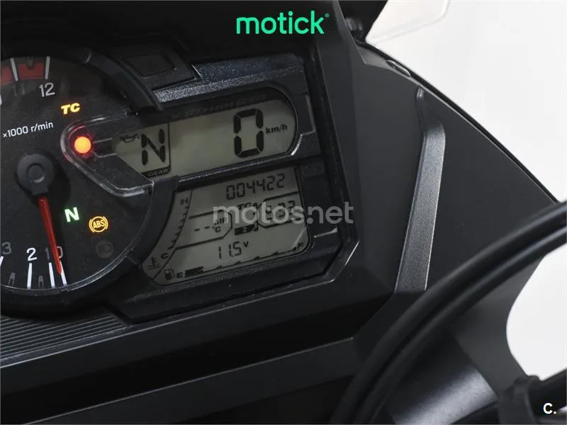 Suzuki V-Strom 650 XT – Vista 5