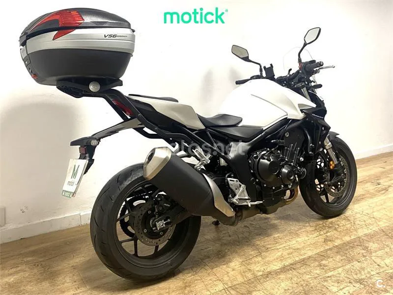 Honda CB 1000 Hornet – Vista 8