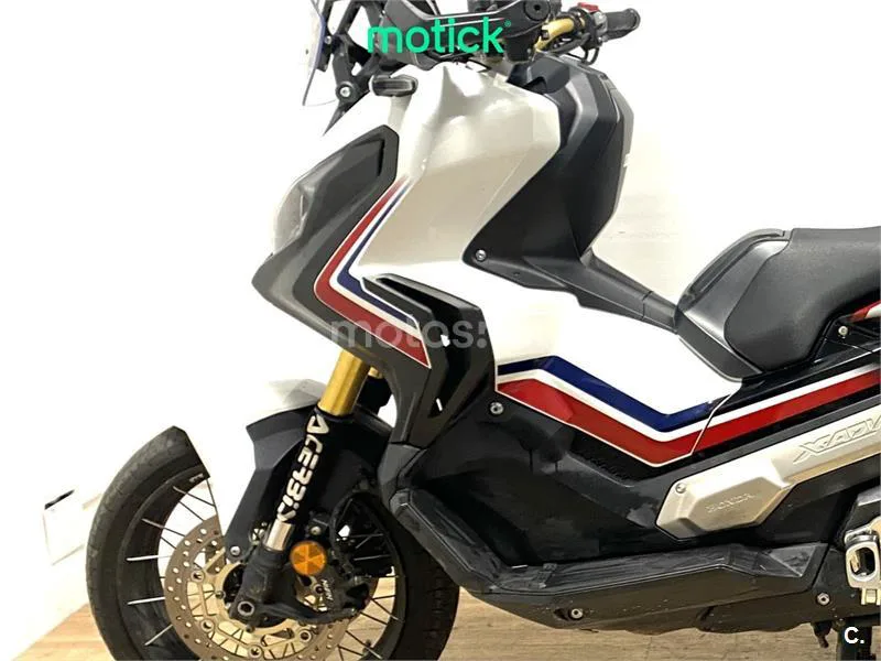 Honda X-ADV – Vista 8