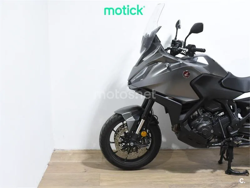 Honda NT1100 – Vista 8
