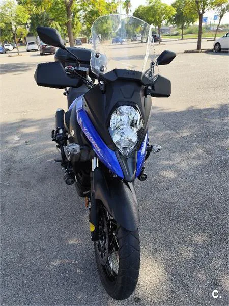 Suzuki V-Strom 650 XT – Vista 2