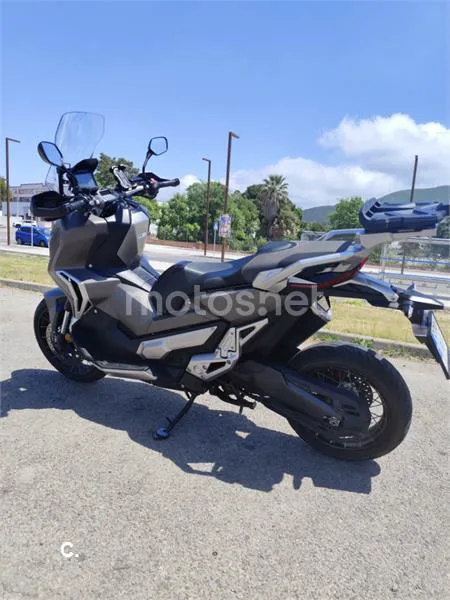 Honda X-ADV – Vista 9