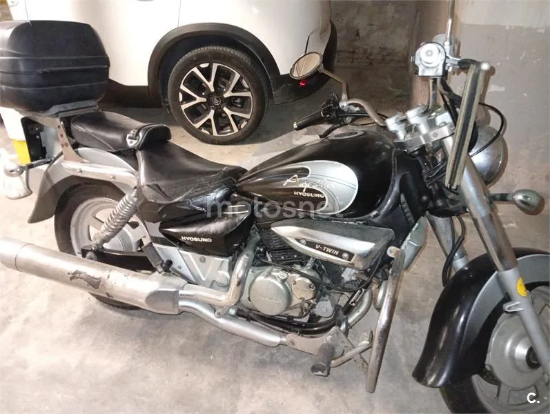 Hyosung GV 125 AQUILA – Vista 7