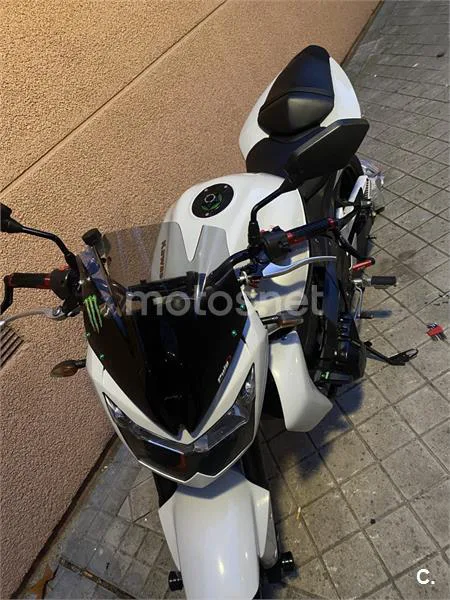 Kawasaki Z 750 – Vista 4