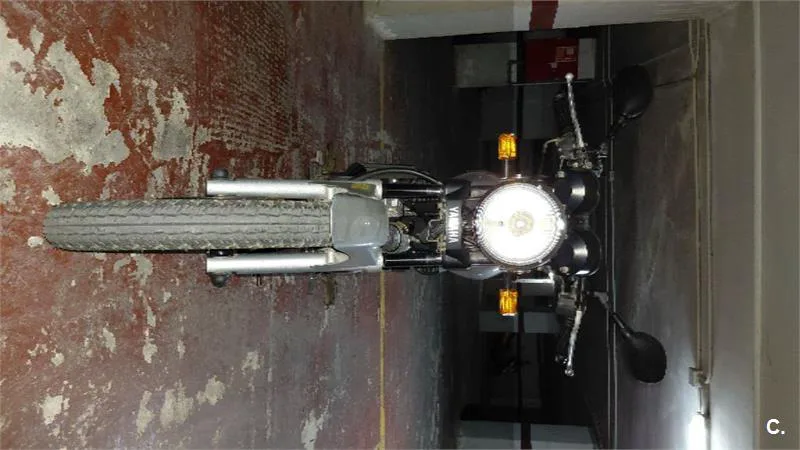 Yamaha YBR 125 – Vista 4