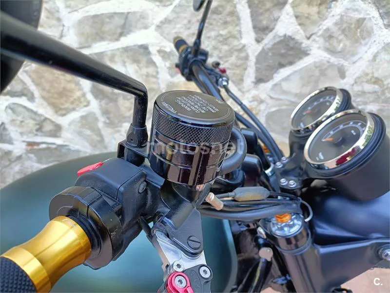 Triumph Scrambler – Vista 6