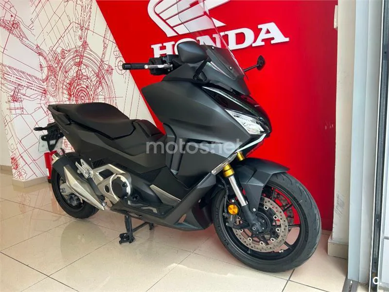 Honda Forza 750 – Vista 6