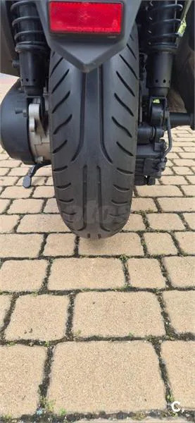 Kymco DTX 360 – Vista 5
