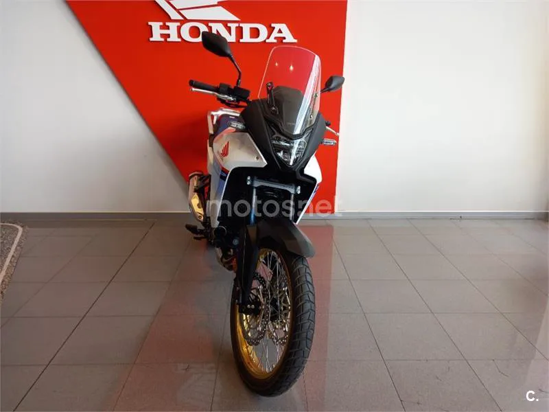 Honda XL 750 Transalp – Vista 3