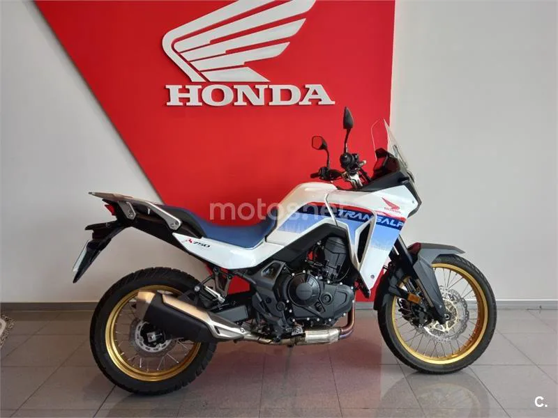 Honda XL 750 Transalp – Vista 4