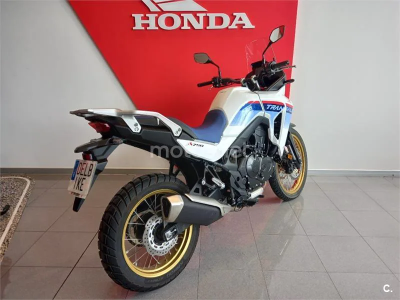 Honda XL 750 Transalp – Vista 5