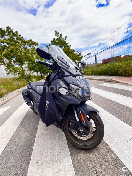 SYM MAXSYM TL 500 – Vista 4