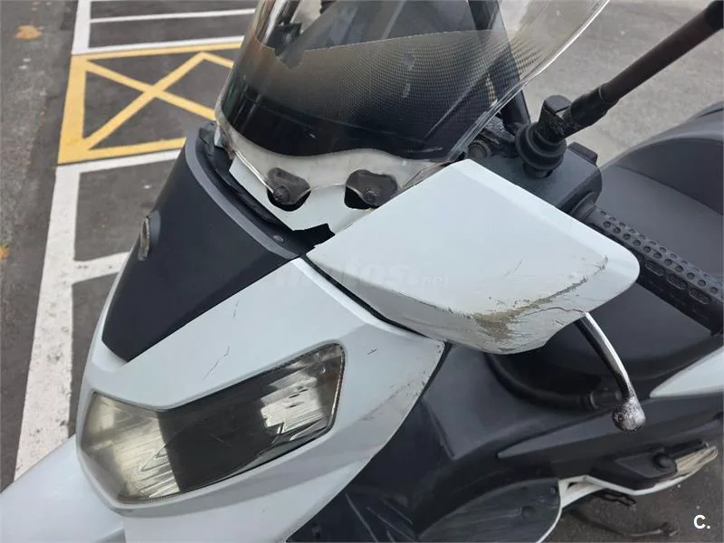 SYM Citycom 300i – Vista 8