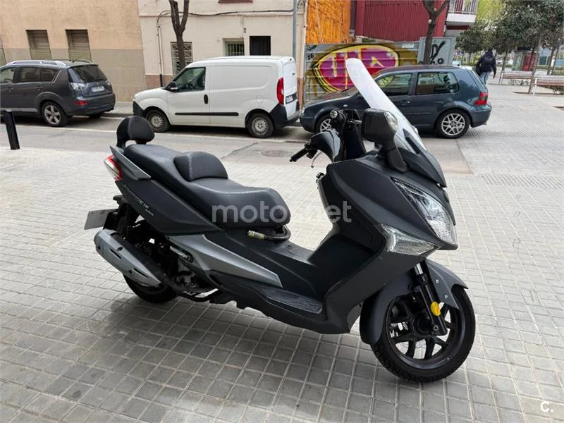 SYM Joymax 125 – Vista 5