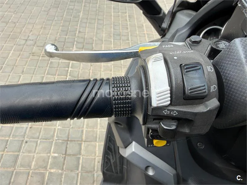 SYM Joymax 125 – Vista 8
