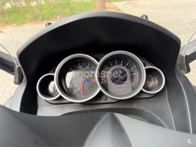 SYM Joymax 125 – Vista 9