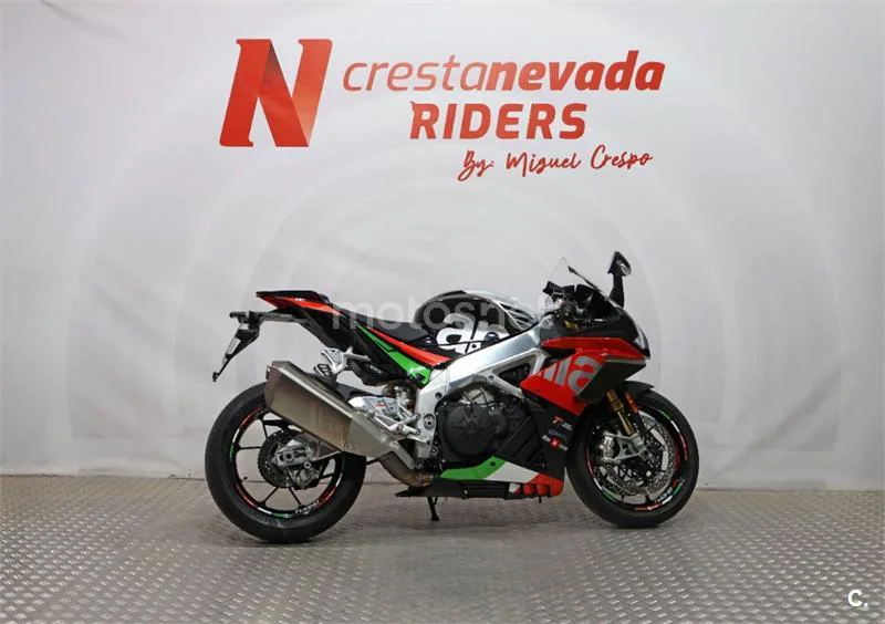 Aprilia RSV4 – Vista 11