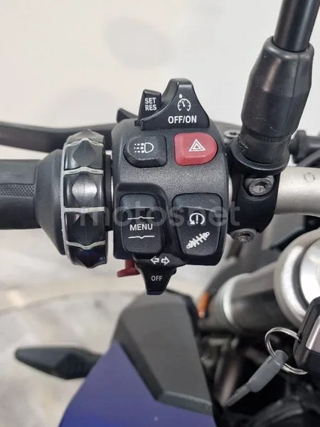 BMW F 900 R – Vista 12