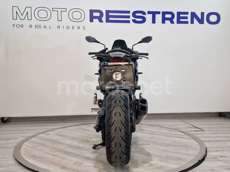 BMW F 900 R – Vista 9