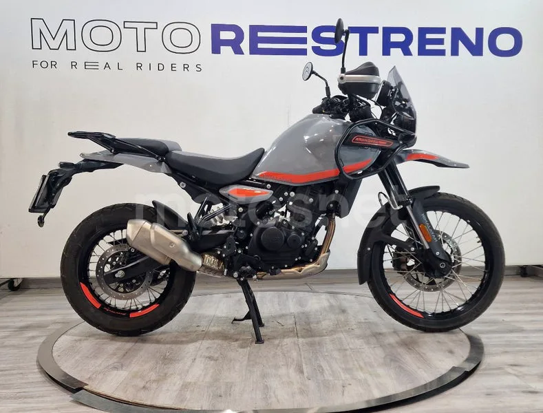 Royal Enfield Himalayan 450 – Vista 7
