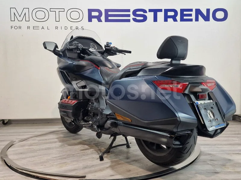 Honda GL 1800 Gold Wing – Vista 3