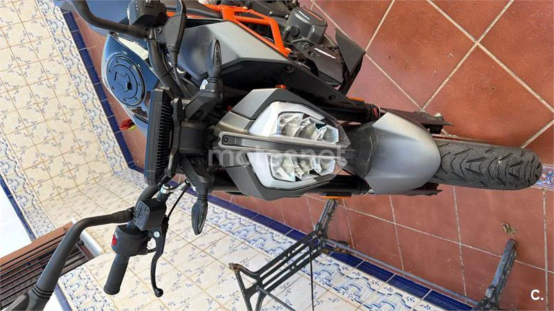 KTM 125 – Vista 2