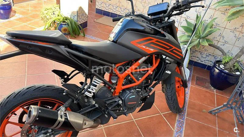 KTM 125 – Vista 4