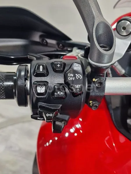 Ducati Multistrada V4 – Vista 12