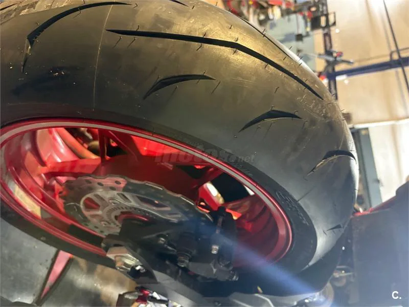 Kawasaki Z 900 – Vista 6