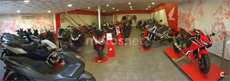 Keeway RKF 125 – Vista 19