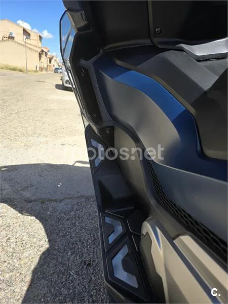 Honda Forza 750 – Vista 7