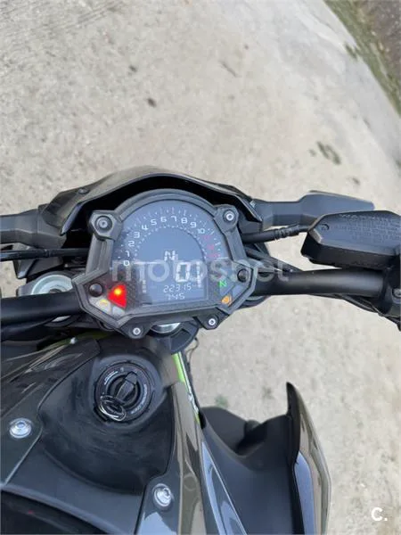 Kawasaki Z 900 – Vista 4