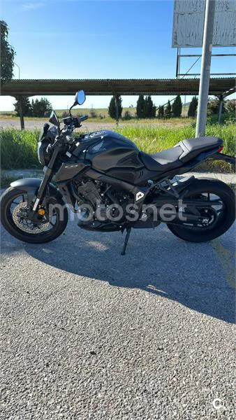 Honda CB 650 R – Vista 2