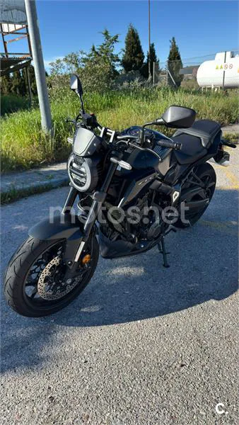 Honda CB 650 R – Vista 6