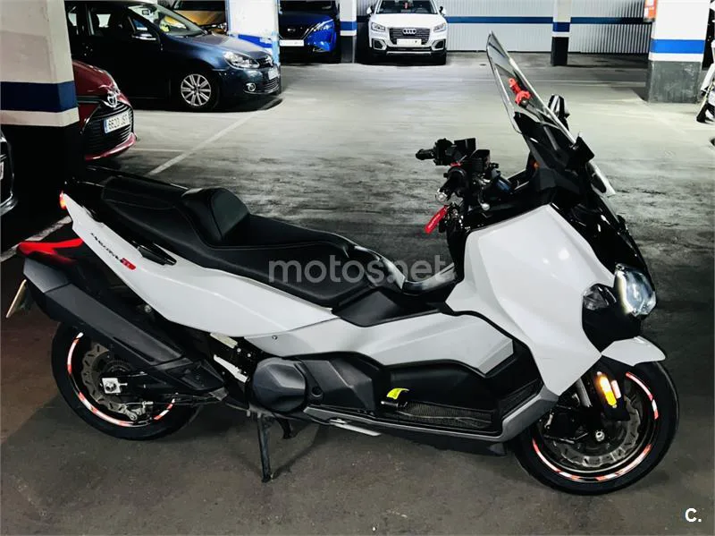 SYM MAXSYM TL 500 – Vista 3