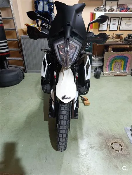 KTM 790 – Vista 3