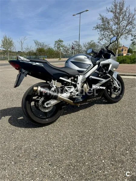 Honda CBR 600F – Vista 3