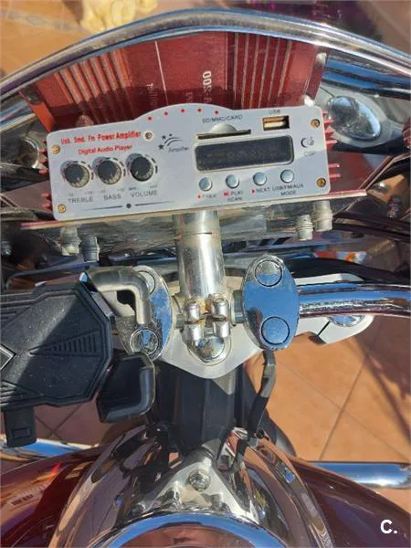 Kawasaki VN 900 CLASSIC – Vista 4
