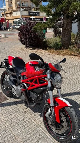 Ducati Monster 696 3800 € 2010 Cáceres - 1