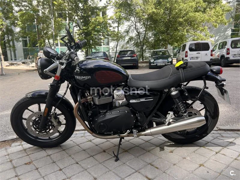 Triumph Street Twin – Vista 6