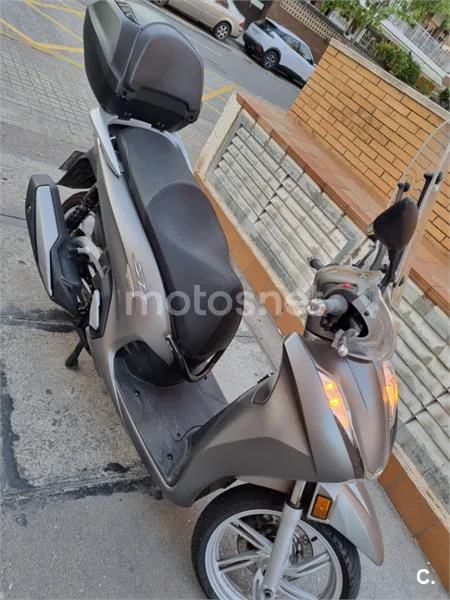 Honda SH 350i – Vista 2