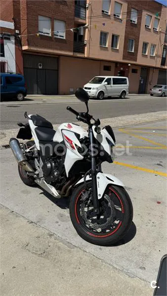 Honda CB 500 F – Vista 3