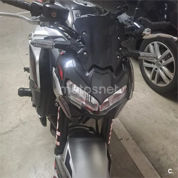 Kawasaki Z 900 – Vista 2