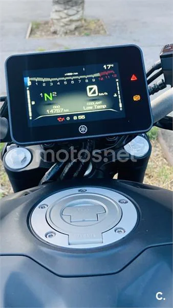 Yamaha MT-07 - Vista 8