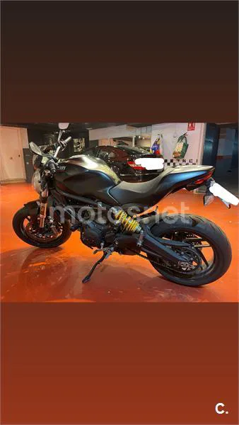 Ducati Monster 797 – Vista 4