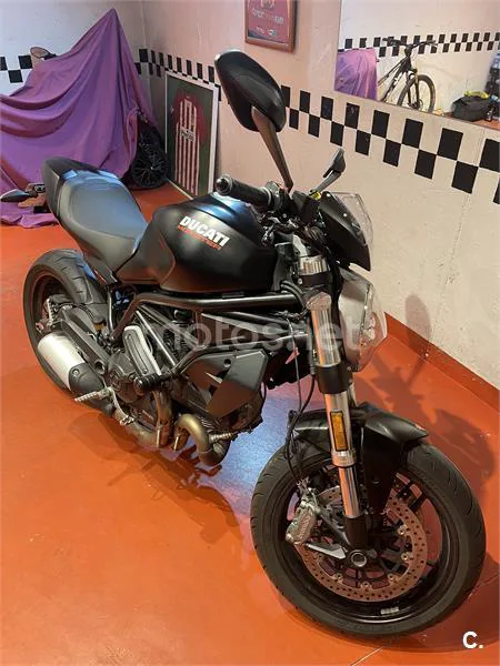 Ducati Monster 797 – Vista 8