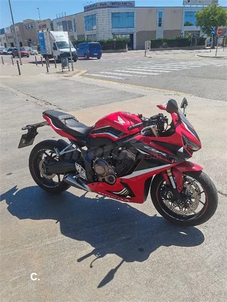 Honda CBR 650 R – Vista 3